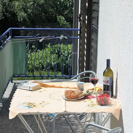 Bed & Breakfast Family Skvor *