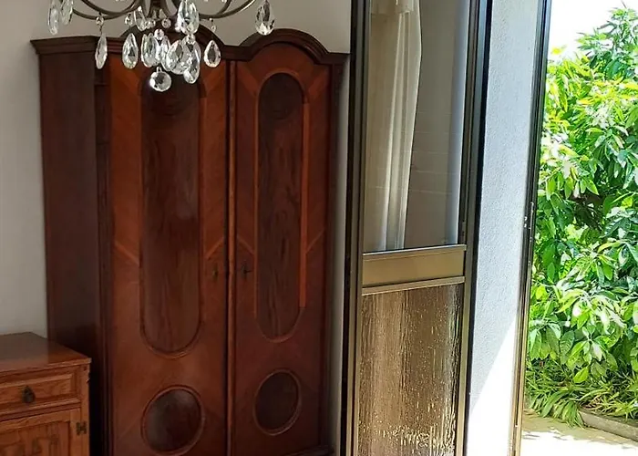 Family Skvor krevet i doručak 3*