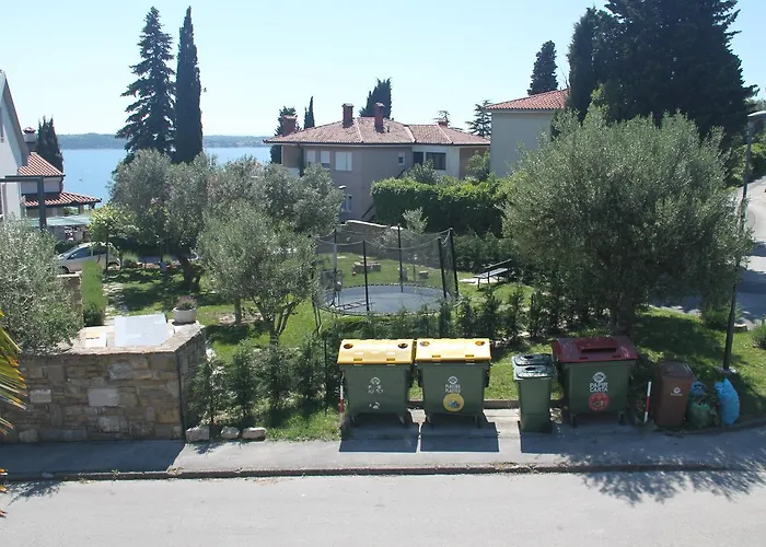 Bed & Breakfast Family Skvor 3*