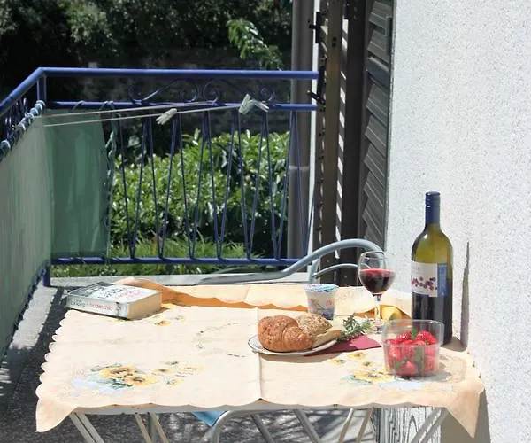 krevet i doručak Family Skvor 3*