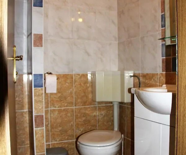 krevet i doručak Family Skvor